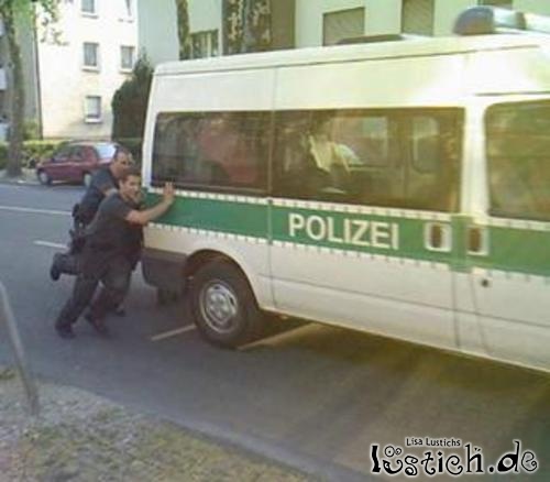 Polizei beim Arbeiten Polizei beim Arbeiten